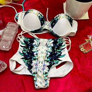 High waste Bathing suit never worn